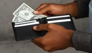 3 Tips for Managing Your Finances While Overcoming An Addiction