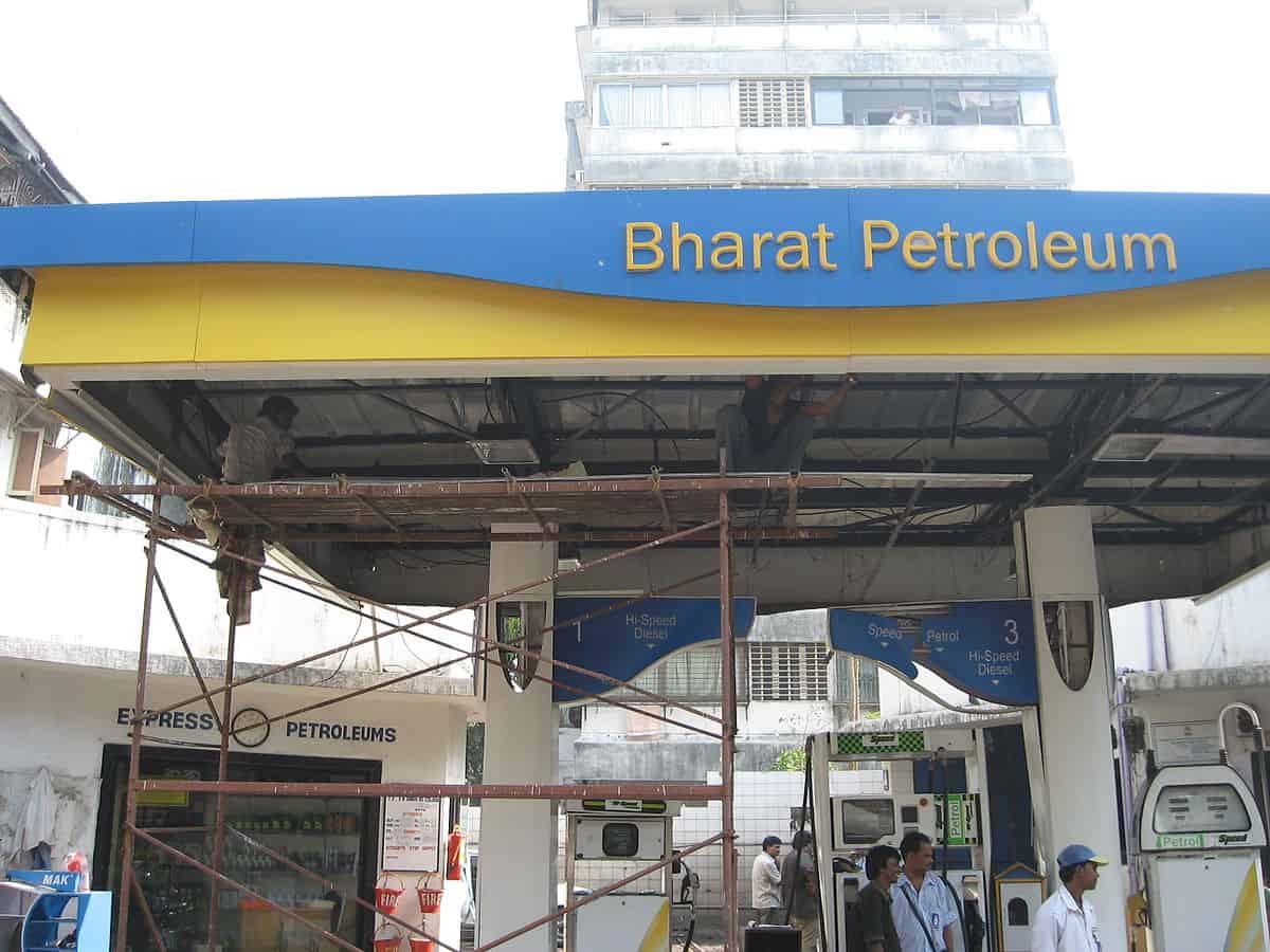 How to Get a Petrol Pump Dealership