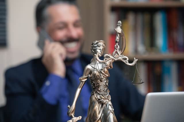 When Do I Need A Criminal Defense Attorney